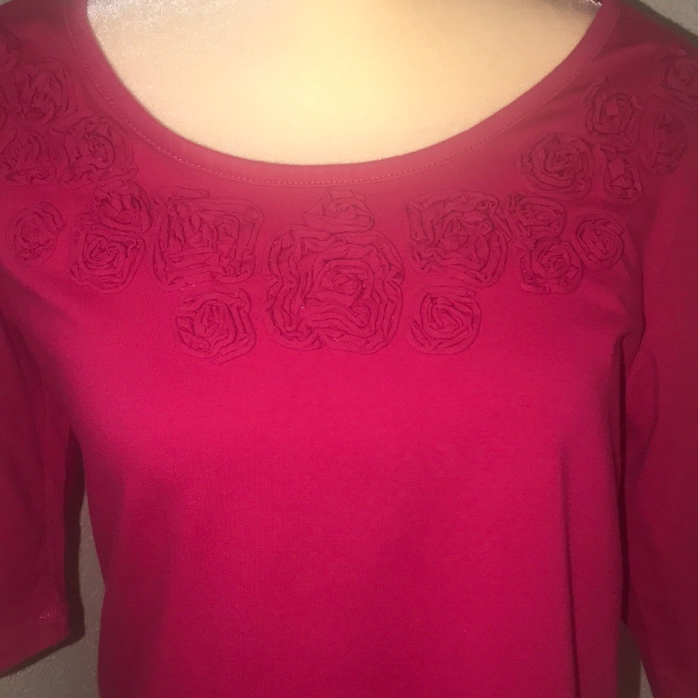 Niotto Magenta Rose Bud Top Size Small - Picture 2 of 6